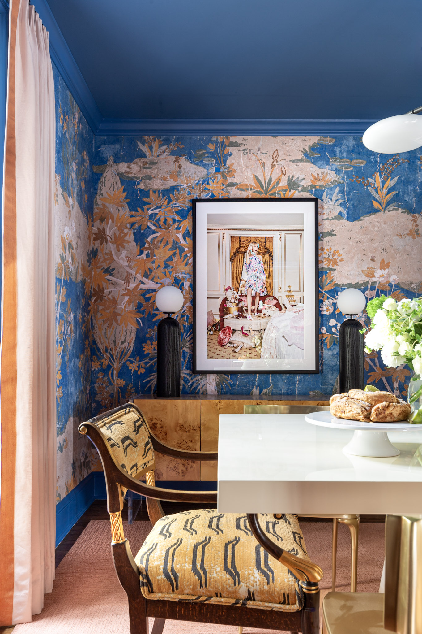 Chinoiserie wallpaper, pink drapes,  blue and white blue and pink dining room by jewel Marlowe. Luxury design, colorful design, famous designer, washington dc, virginia, maryland